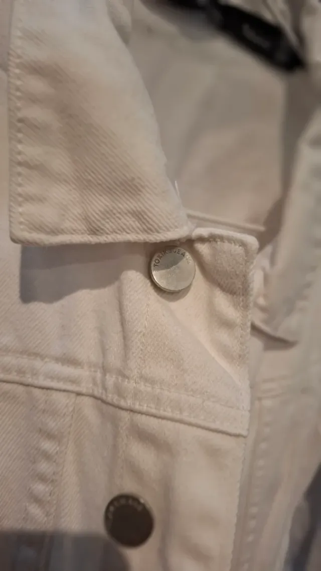 Chaqueta vaquera blanca MODA&MODA Talla S