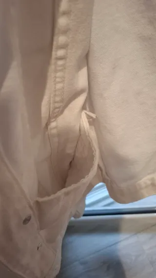 Chaqueta vaquera blanca MODA&MODA Talla S