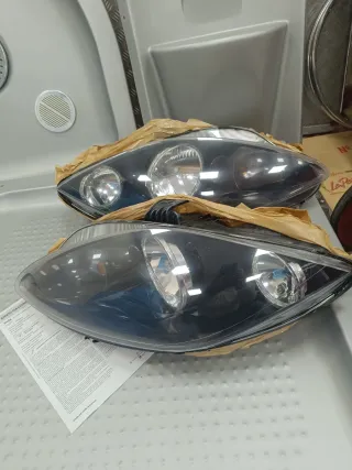 Faros Seat Altea 2008