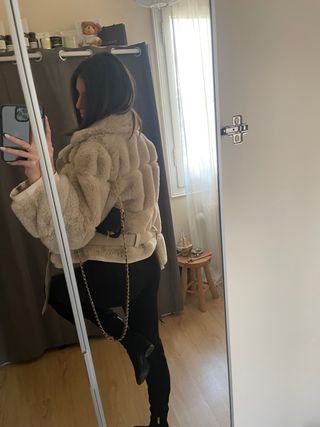 Chaqueta pelo sintético beige/crema