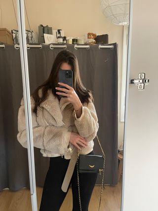 Chaqueta pelo sintético beige/crema