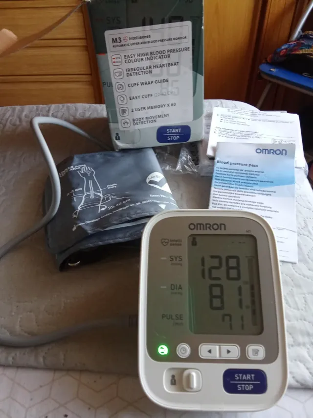 Tensiómetro Omron M3 Intellisense