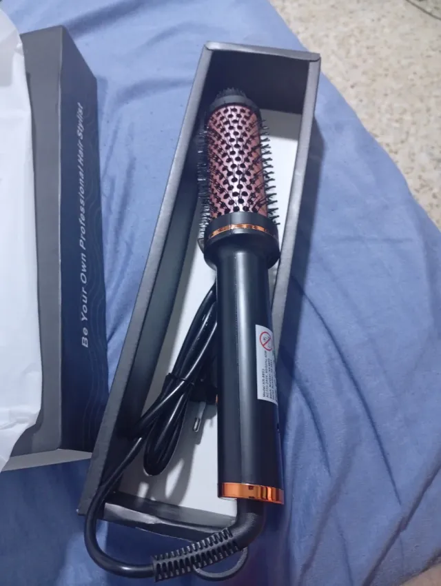 Cepillo Rizador Profesional Negro y Dorado