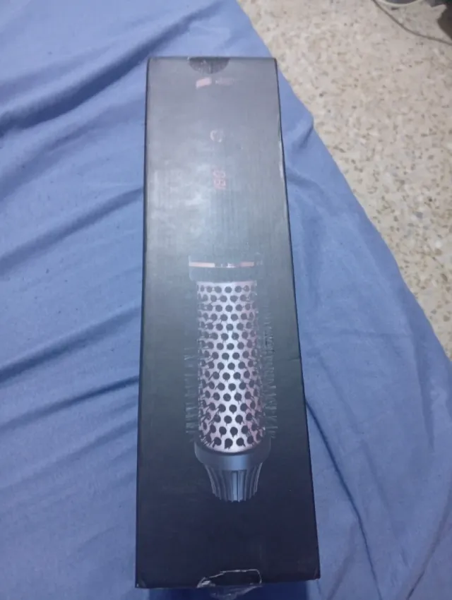 Cepillo Rizador Profesional Negro y Dorado