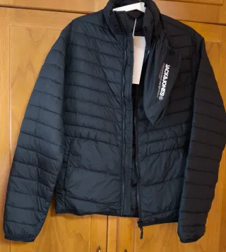 Cazadora Jack & Jones Negra Talla S