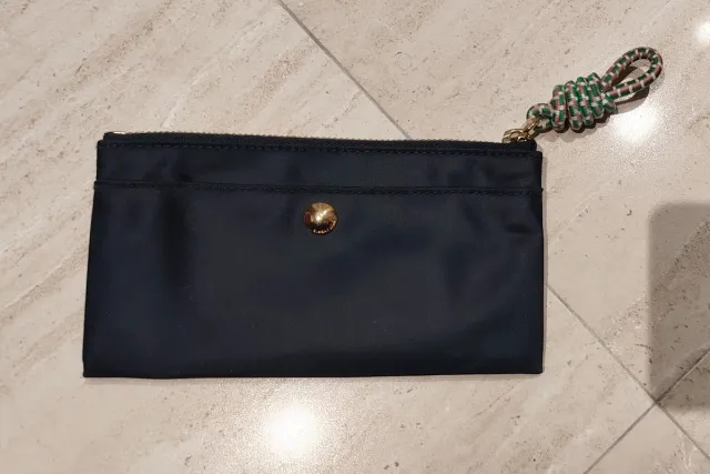 Cartera BIMBA Y LOLA negra con cordón