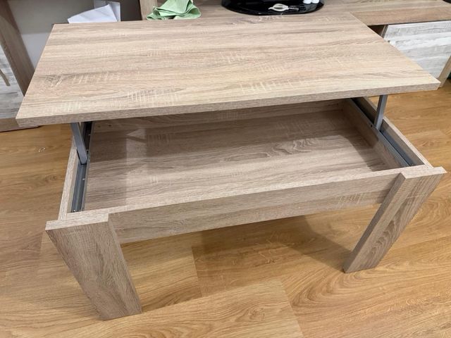 Mesa de centro de salón madera