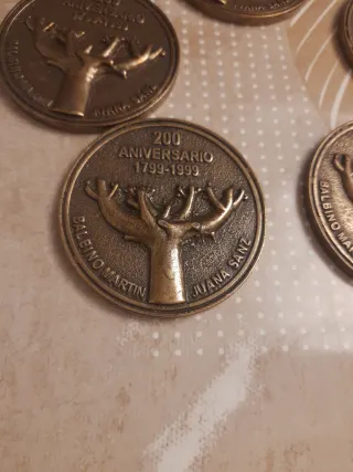 Lote 5 medallas bronce 200 Aniversario