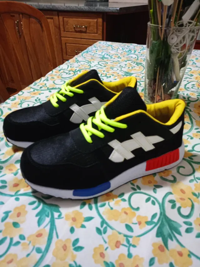 Sneakers di sicurezza