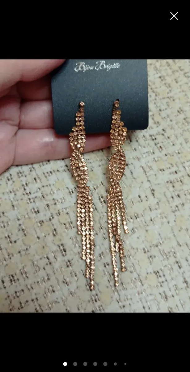 Pendientes largos Bijou Brigitte fiesta dorados