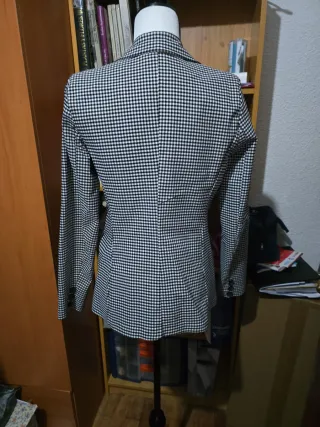 Chaqueta de cuadros blanco y negro
