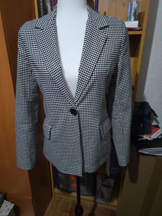 Chaqueta de cuadros blanco y negro