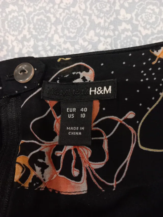 Falda H&M Estampada Talla 40
