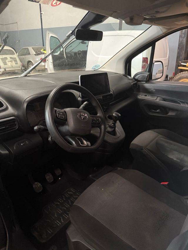 Toyota Proace 2022 dana reparar