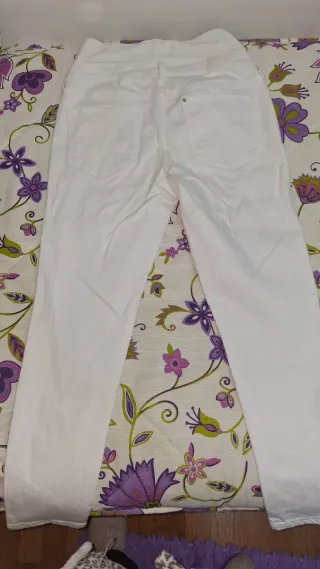 Lote 3 Pantalones Vaqueros Premamá Blancos