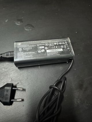 Cargador DJI P1C50 50W 13.2V 3.79A Original Mavic