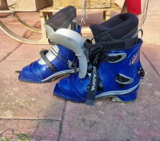 Tavole e scarponi da sci Telemark