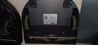 2 Robot aspirador Neato