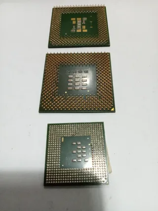 Lote 3 CPUs Vintage AMD Intel