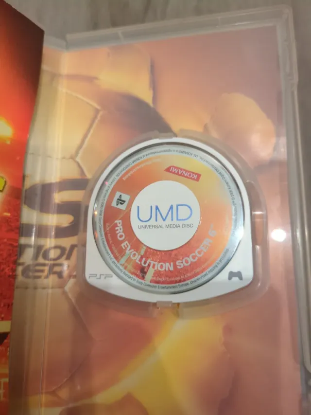 Pro Evolution Soccer 6 PSP