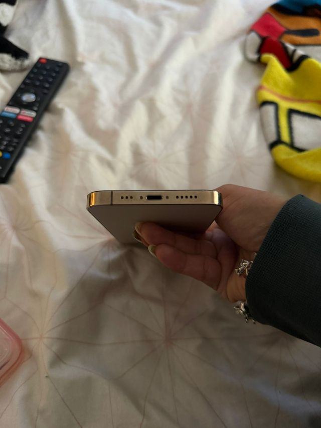 iPhone 12 Pro 128GB Dorado