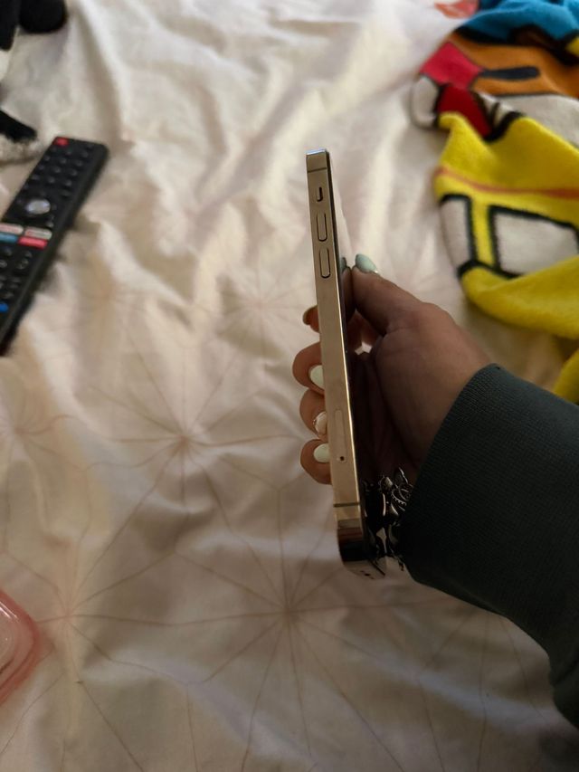 iPhone 12 Pro 128GB Dorado