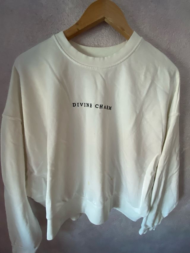 Sudadera Divine Charm blanca