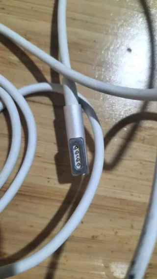 Cargador MacBook Apple