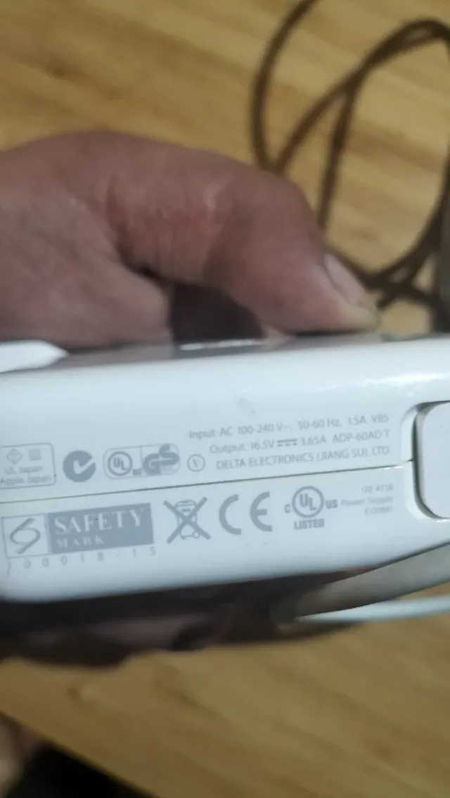 Cargador MacBook Apple