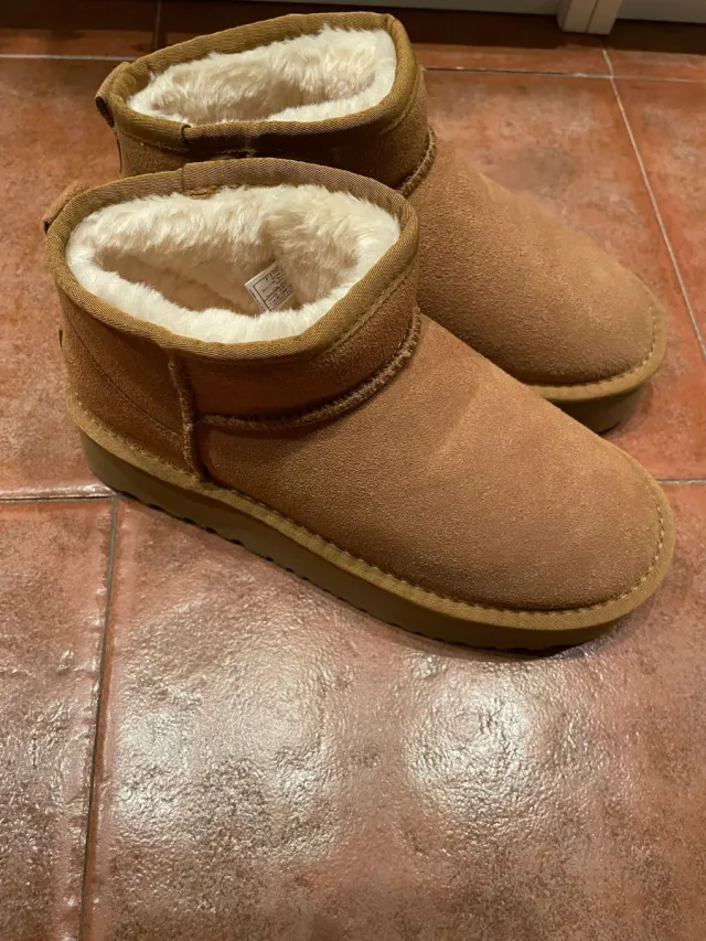 Botas UGG Beige/Marrón