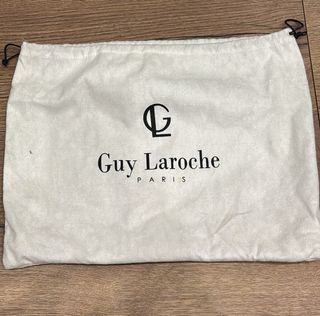 Bolso Piel Negro Guy Laroche