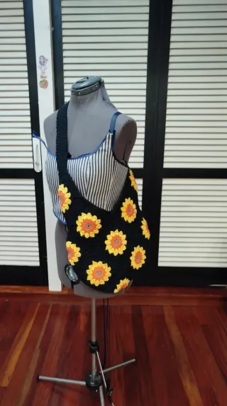 Bolso Granny Crochet Hecho a Mano