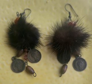 Pendientes H&M Borla Monedas Marrones Negros