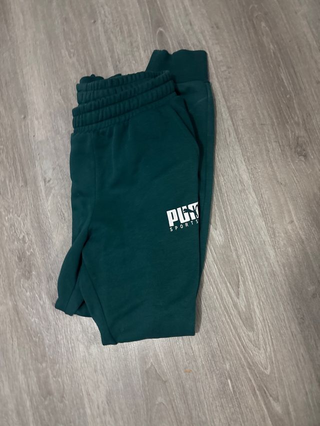 Pantalón chándal Puma verde bosque