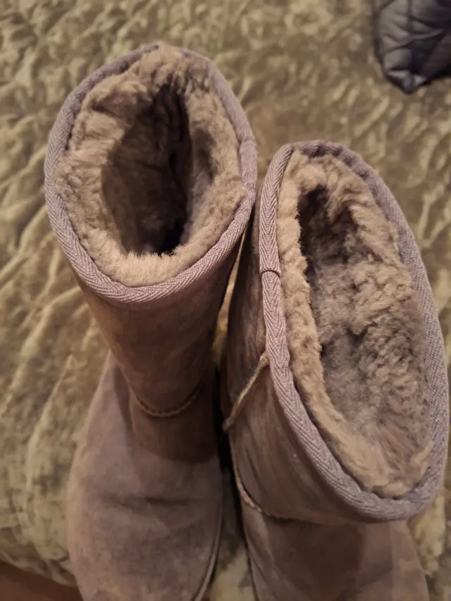 Botas UGG grises talla 38