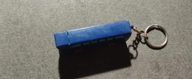 Accendino vintage portachiavi autobus