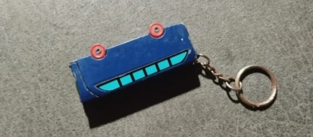 Accendino vintage portachiavi autobus