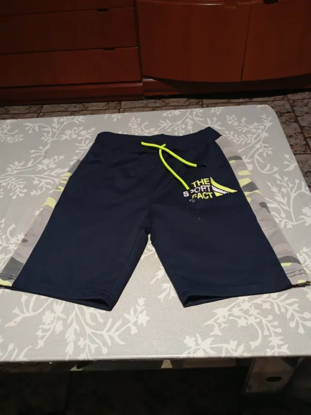 Pantalones cortos deportivos negros