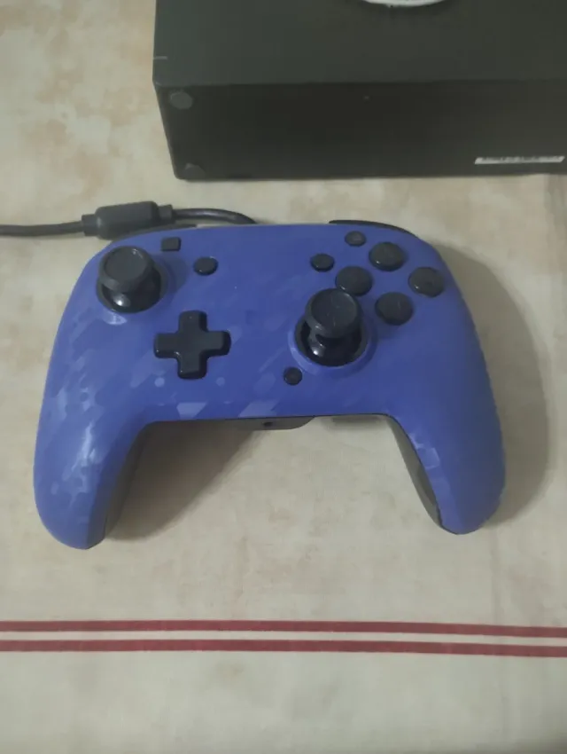 Nintendo Switch con juegos y accesorios