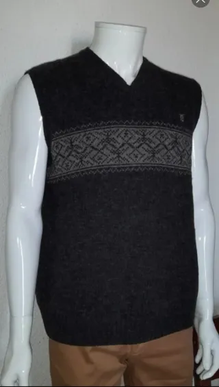 Chaleco Burberry Gris.