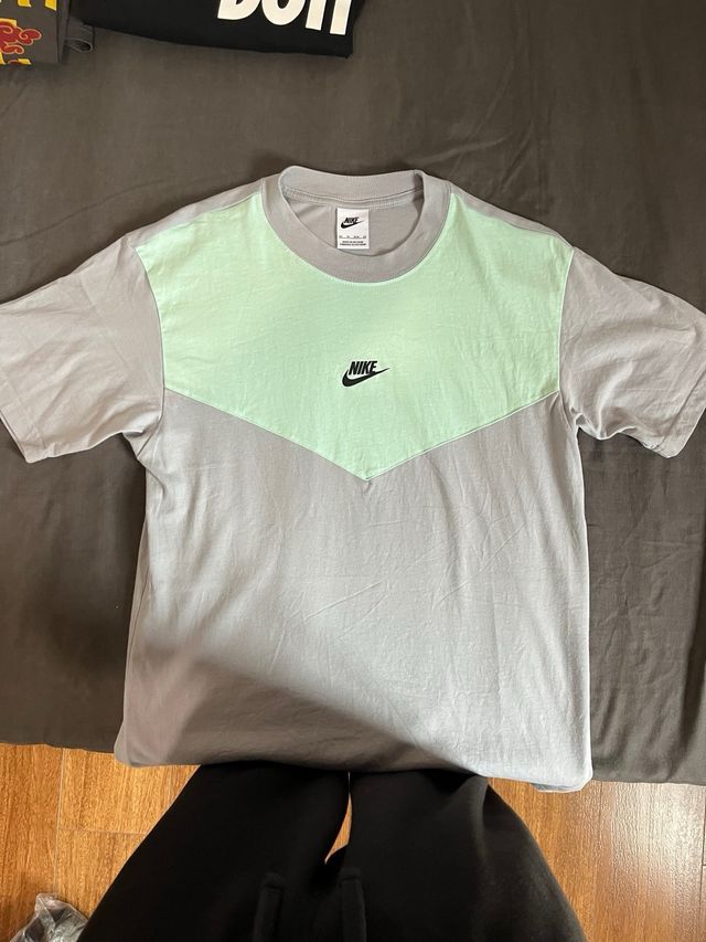 Lote 3 Camisetas: Gallery Dept y Nike