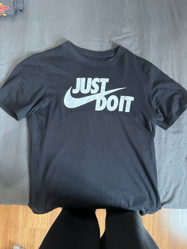 Lote 3 Camisetas: Gallery Dept y Nike