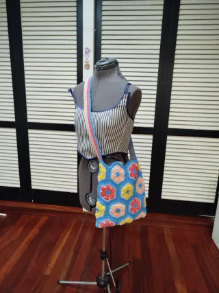 Bolso Granny Crochet Hecho a Mano