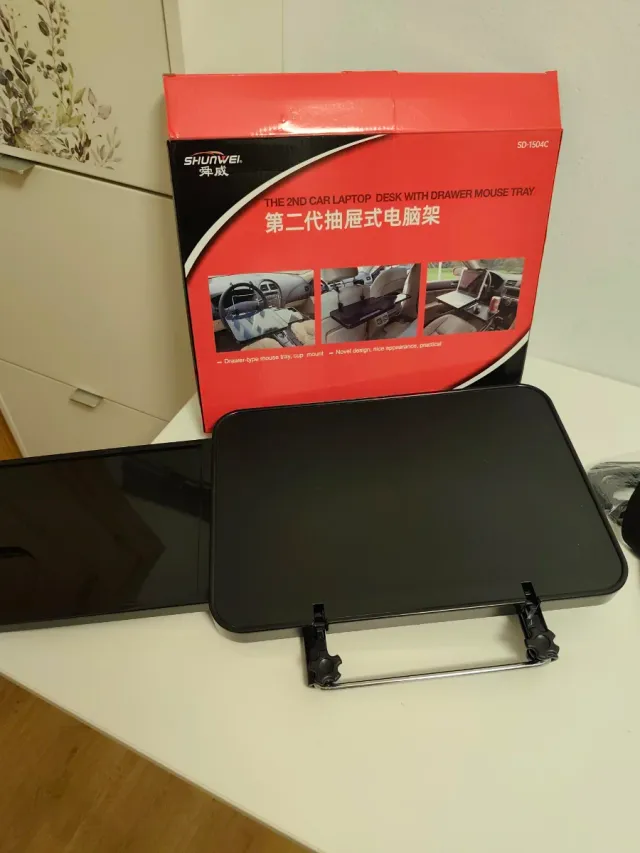 Mesa plegable para coche con cajón