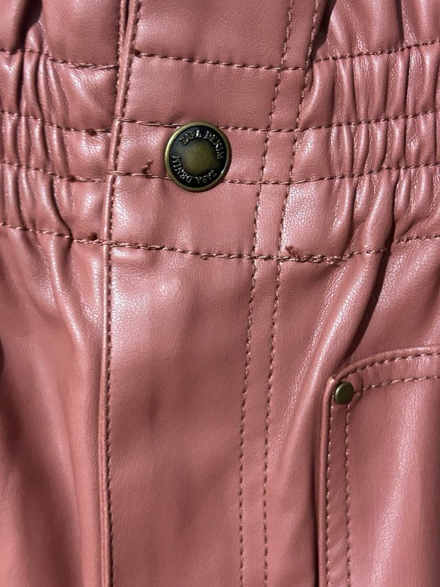 Shorts polipiel Zara cintura elástica