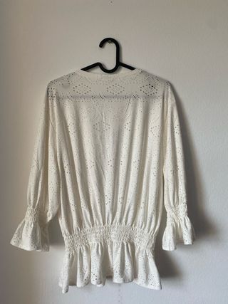 Blusa Zara blanca con elástico