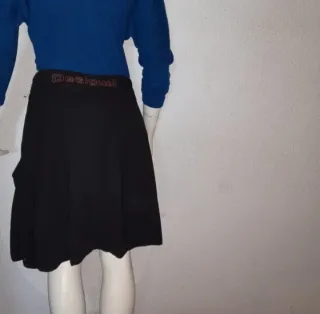 Falda Desigual Negra Talla 40