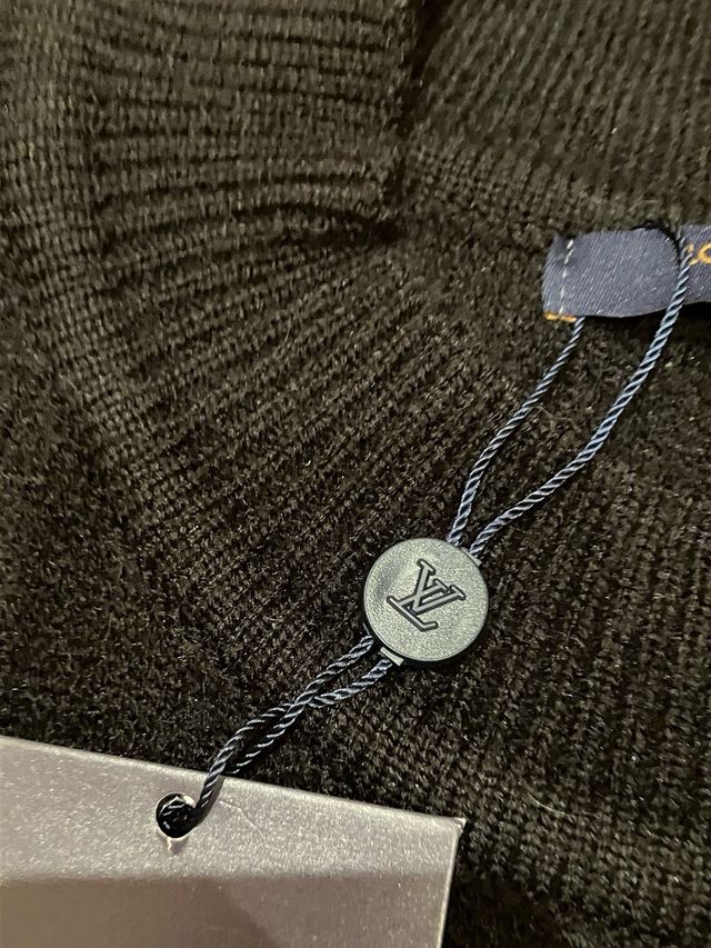 Maglietta Louis Vuitton Nero con Logo Bianco