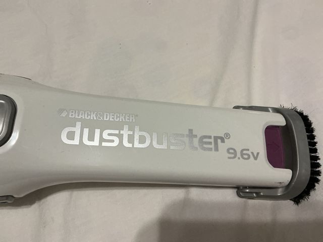 Aspirador Black+Decker Dustbuster 9.6V
