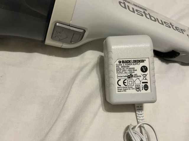 Aspirador Black+Decker Dustbuster 9.6V